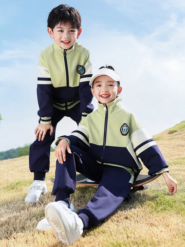 Set Uniforme Scolastica Tre Pezzi con Giacca per Bambini delle Scuole Elementari, Uniforme Invernale per Asilo e Scuola Primaria, Stile Collegio