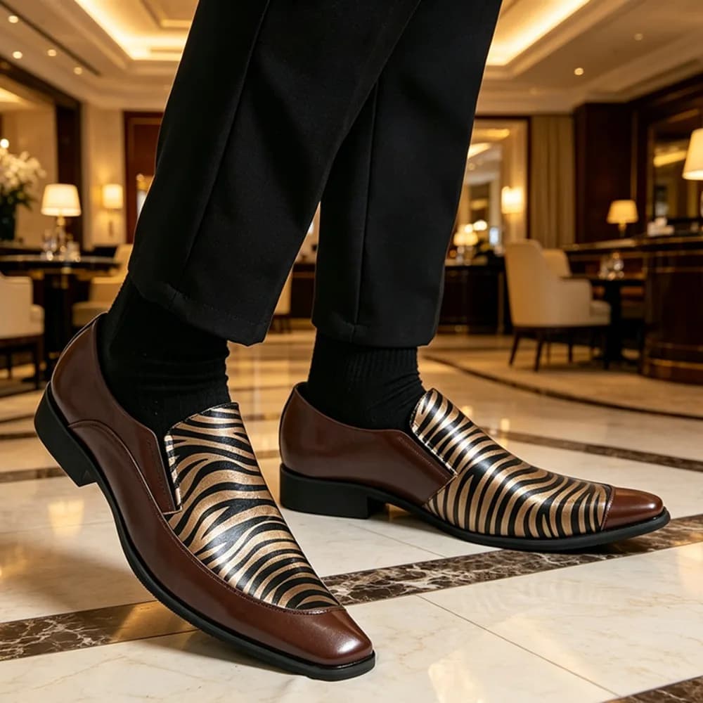 Large Size Men's Fashionable Pointed Toe Loafers with Spots Design Rubber Outsole Low Heel Sharp Nose Synthetic Leather