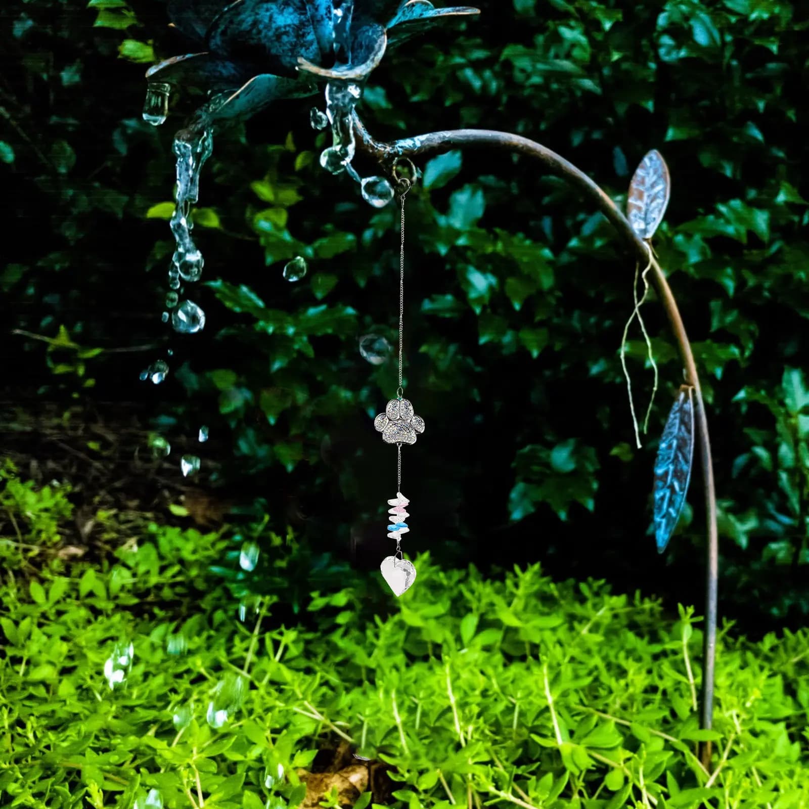 Sparkling Crystal Heart Wind Chime Hanging Suncatcher for Outdoor Garden Patio Balcony Decor Crystal Wind Chimes Garden Outdoor