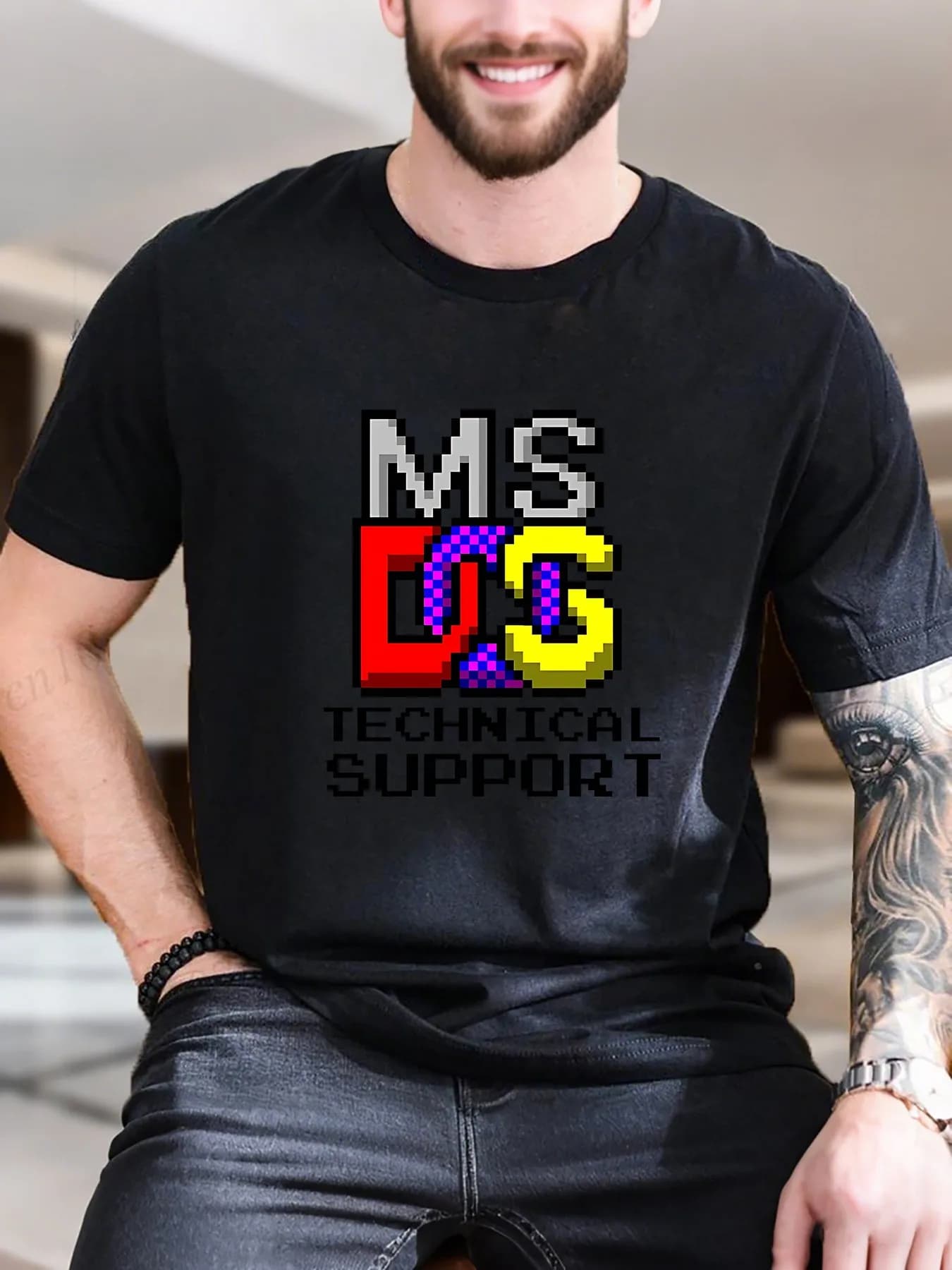 T-shirt a maniche corte con stampa pixel da uomo, t-shirt morbida e traspirante in cotone 100%, top casual alla moda ed elegante, essenziale estivo indispensabile