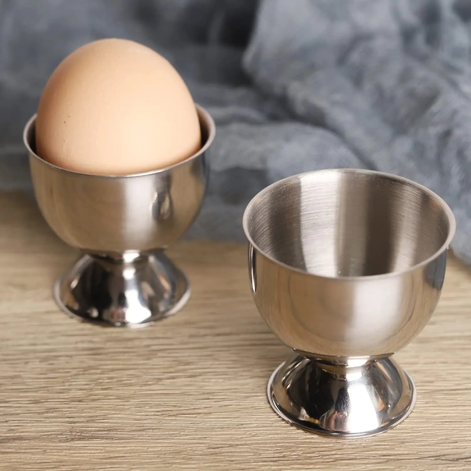 Set di tazze per uova in acciaio inossidabile Set di vassoi per uova sode morbide e dure per colazione Set regalo di utensili da cucina Gadget da cucina Strumenti per uova