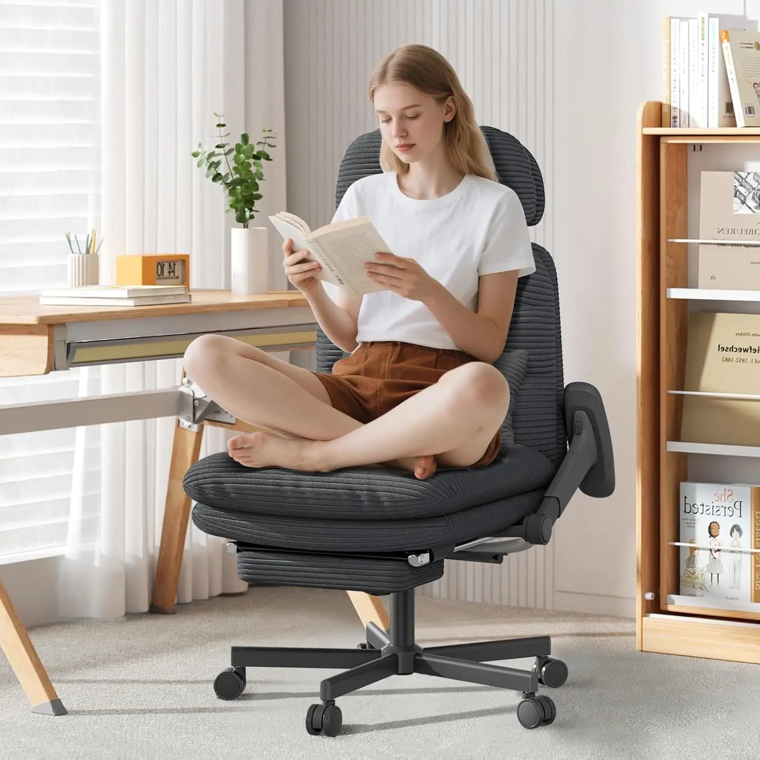 Sedia da Ufficio Criss-Cross con Braccioli Ribaltabili, Poggiapiedi, Supporto Lombare Girevole, Poggiatesta, in Corduroy, per Computer e Casa, Personalizzabile