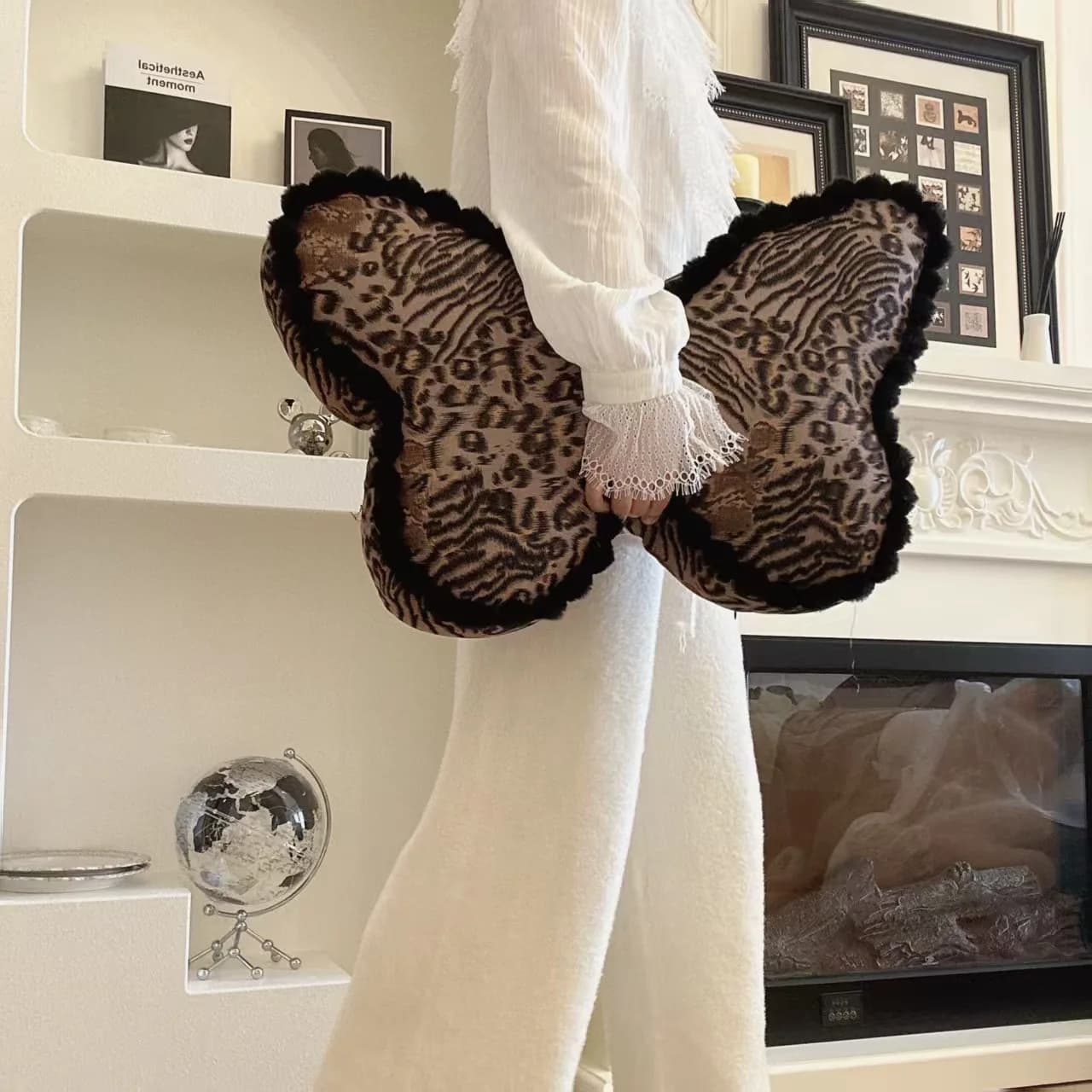 INS Internet Celebrity Girly Stampa leopardata Farfalla Cuscino Comodino Schienale lombare Soggiorno Sedia Divano Cuscino decorativo