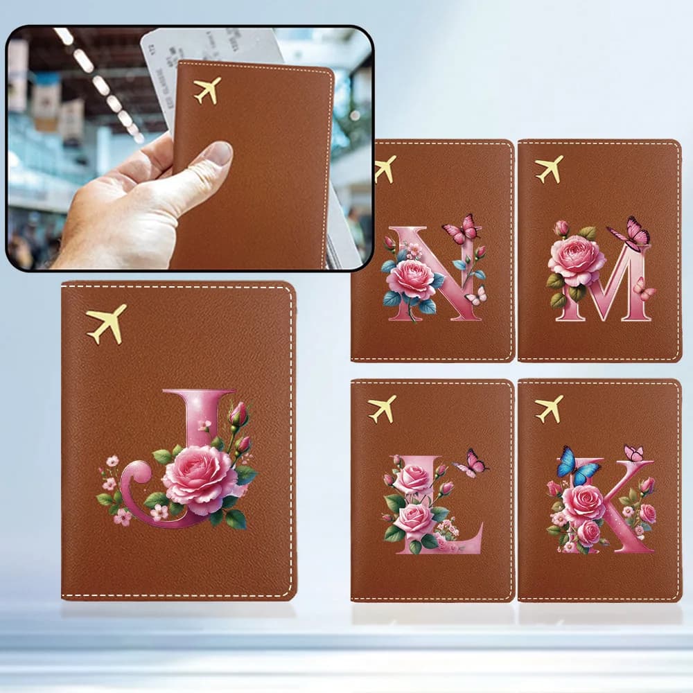 Set di passaporti portatili in PU premium Porta passaporto pieghevole durevole Farfalla rosa Nome iniziale Modello di 26 lettere