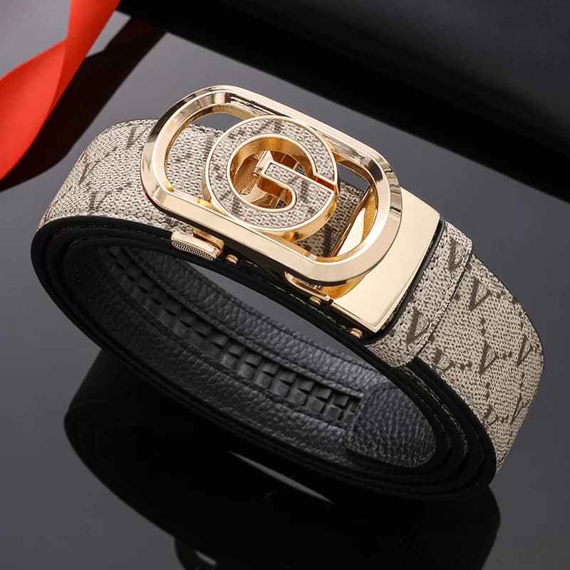 Cintura da uomo di lusso con fibbia a cricchetto, in pelle PU con stampa classica a G, regalo ideale per uomo