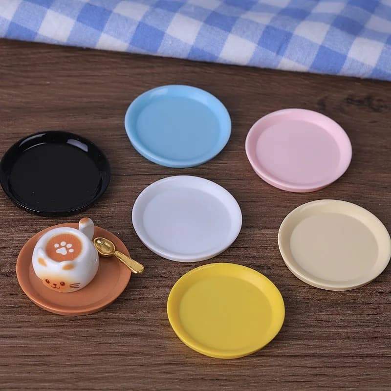 Set di 5 Mini Piatti per Casa delle Bambole, Piccoli Stoviglie Modello Creativo, Accessori Decorativi in Resina per Simulazione Fai-da-Te
