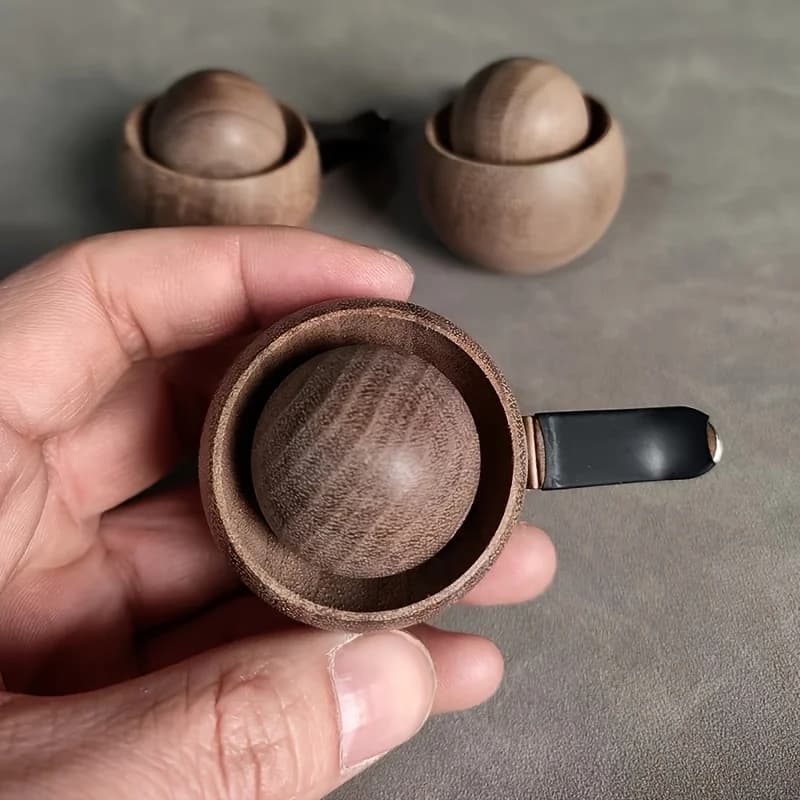 Original Handmade Car Small Egg Diffuser Wood, Natural Black Walnut-Colored Car Diffuser
