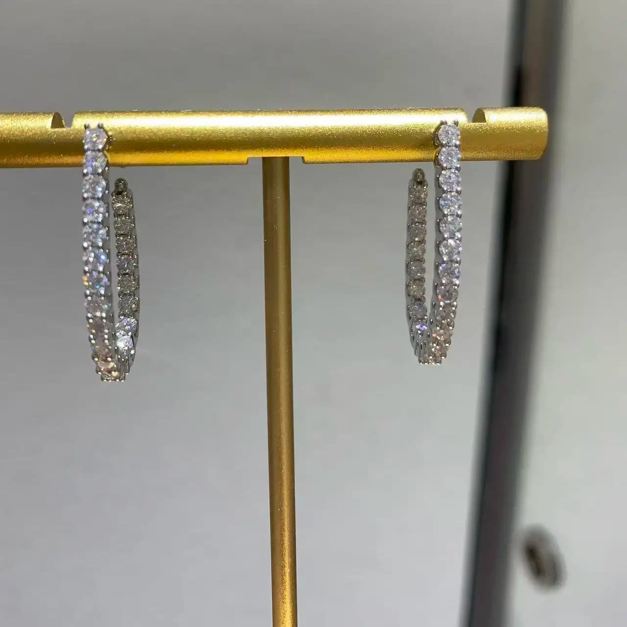 Orecchini in argento sterling 925 da 2 mm con moissanite stile classico uso quotidiano tendenza della moda belle donne gioiello