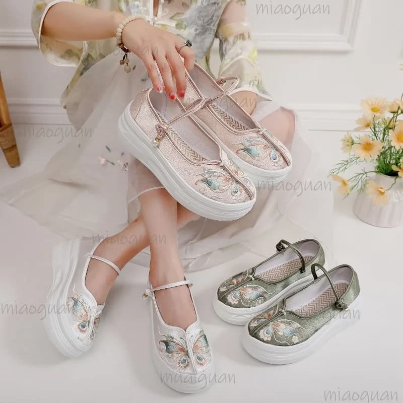 Women's Mary Jane Shoes in Chinese Style with Embroideries, Sole Mirror, Ankle Strap, Comfortable Ethnic Casual Sneakers