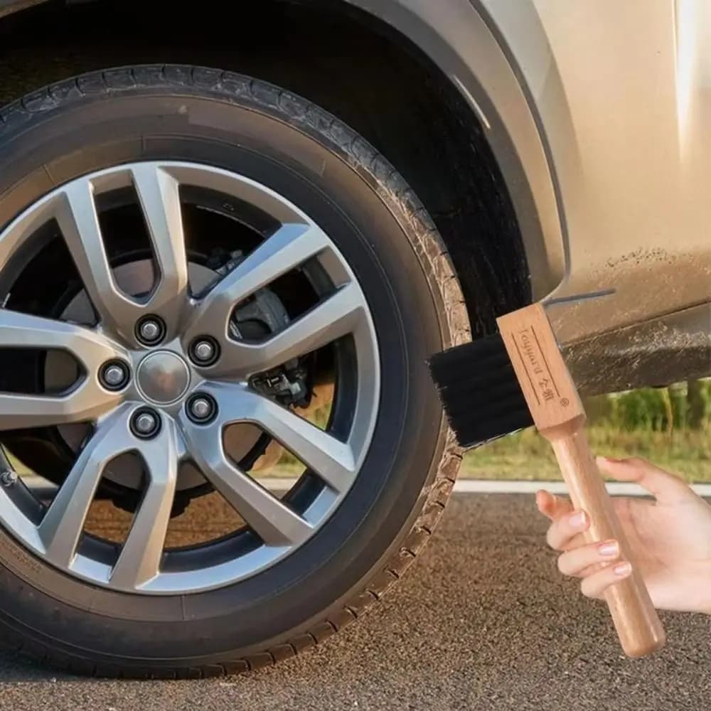 Manico in legno Pick per zoccoli per cavalli Spazzola per toelettatura Spazzola per pulizia zoccoli per piedi Spazzola per rifinitura di cavalli in acciaio inossidabile Pick per toelettatura