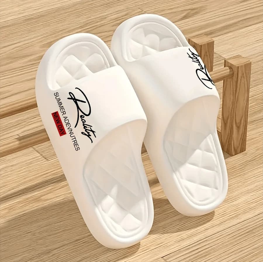 Summer EVA men's shoes with innovative design, soft and light home slippers, suitable for indoor and outdoor leisure activities
