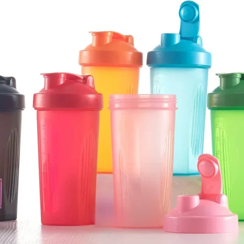 New 600 ml protein shaker bottle Loss-proof water bottle for gym Fitness workout Sport Shaker Mixing cup with scale