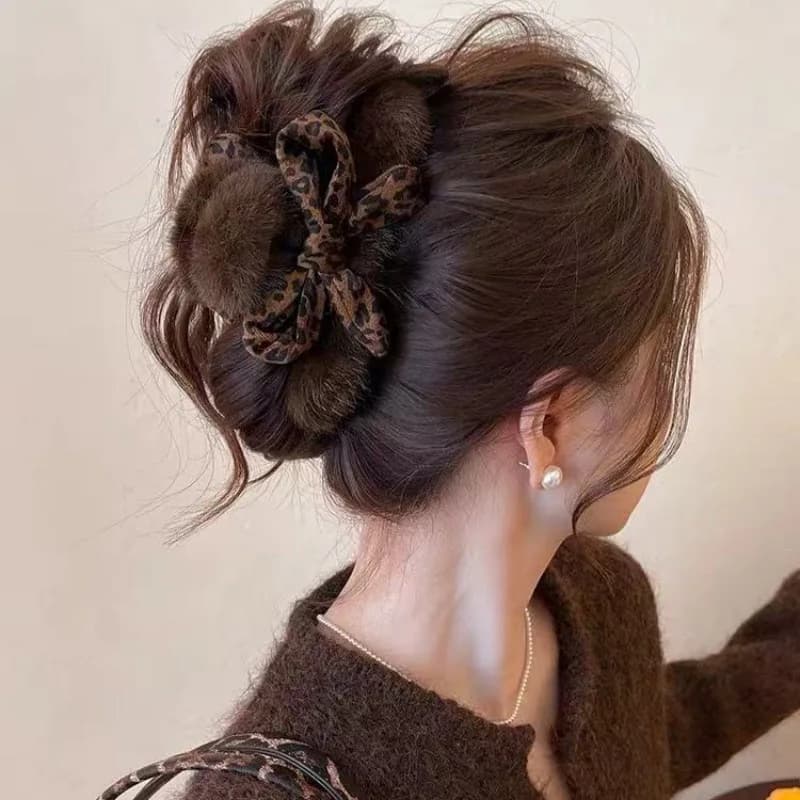 Fermaglio per capelli con fiocco con stampa leopardata di fascia alta da 1 pezzo, elegante clip di squalo in pelliccia di visone finta per accessori per capelli updos sul retro della testa
