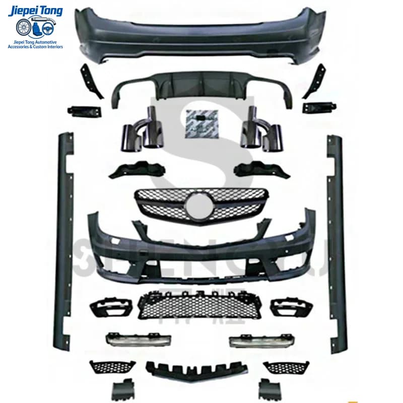 Kit Carrozzeria per Auto W204 a C63, Include Paraurti, Griglia, Minigonne Laterali, Cofano, Fari Auto, Tubi di Scarico