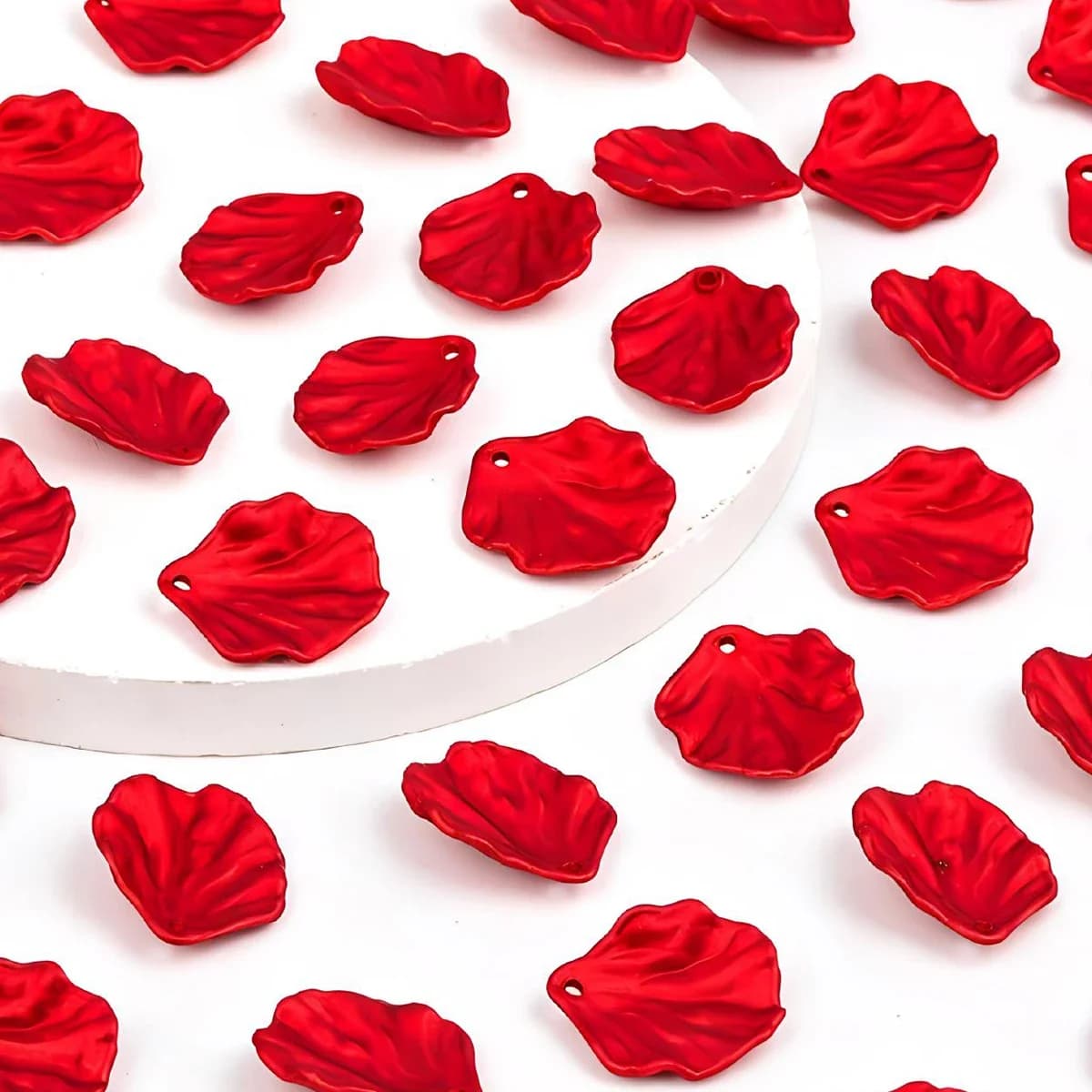 20/40pcs 20*17mm Matte Red Wrinkled Rose Petal Acrylic Loose Beads DIY Bracelet Pen Handmade Craft Supplies