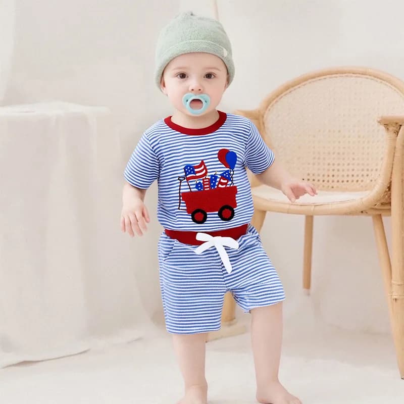 Set da 2 pezzi per bambino, maglietta grafica senza maniche con pantaloncini di jeans, completo estivo per le vacanze al mare