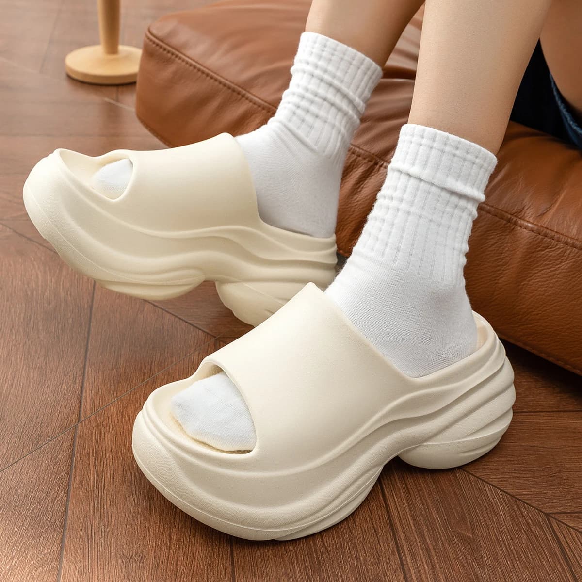 Pantofole da donna estive con fondo spesso, sandali da casa antiscivolo con plateau, moda comoda, scarpe concise, scivoli per interni ed esterni