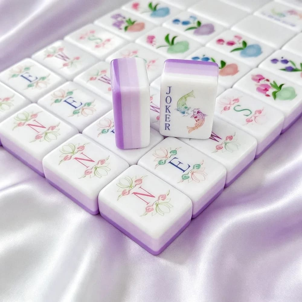 4-Layer Engraved American Mahjong Set 160 Acrylic Mah Jongg Tiles Family Party Club Board Game Mahjong Title with Dice Rule Card
