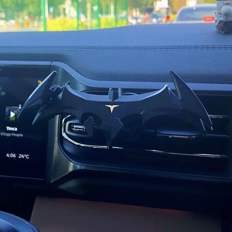 Bat-shaped gravity sensing car phone holder with car air vent buckle and creative support