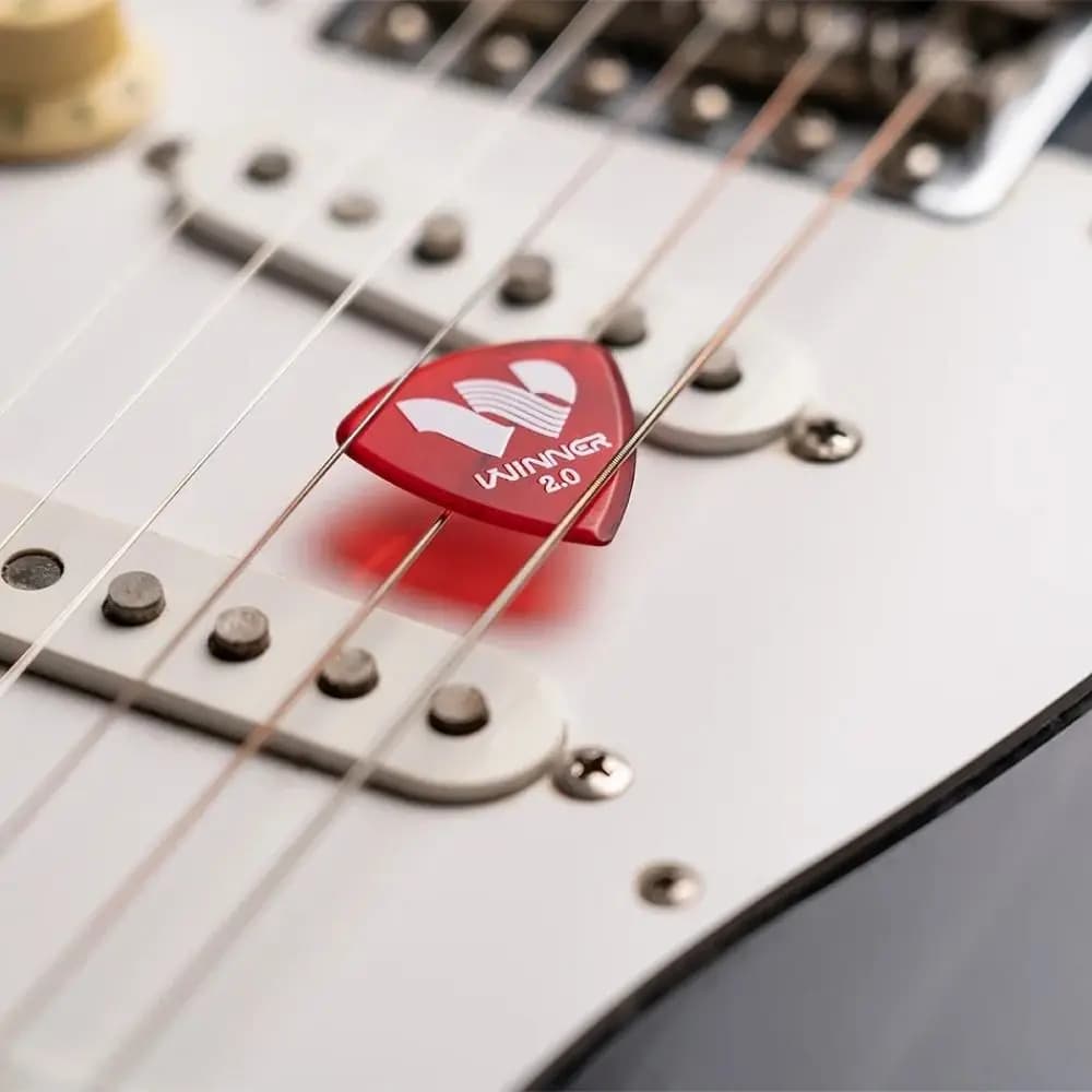 Professional 6 Pcs Winner Guitar Picks Large Triangular 2.0MM Thick Triangle Picks Anti-Slip Guitar Parts Guitar Playing