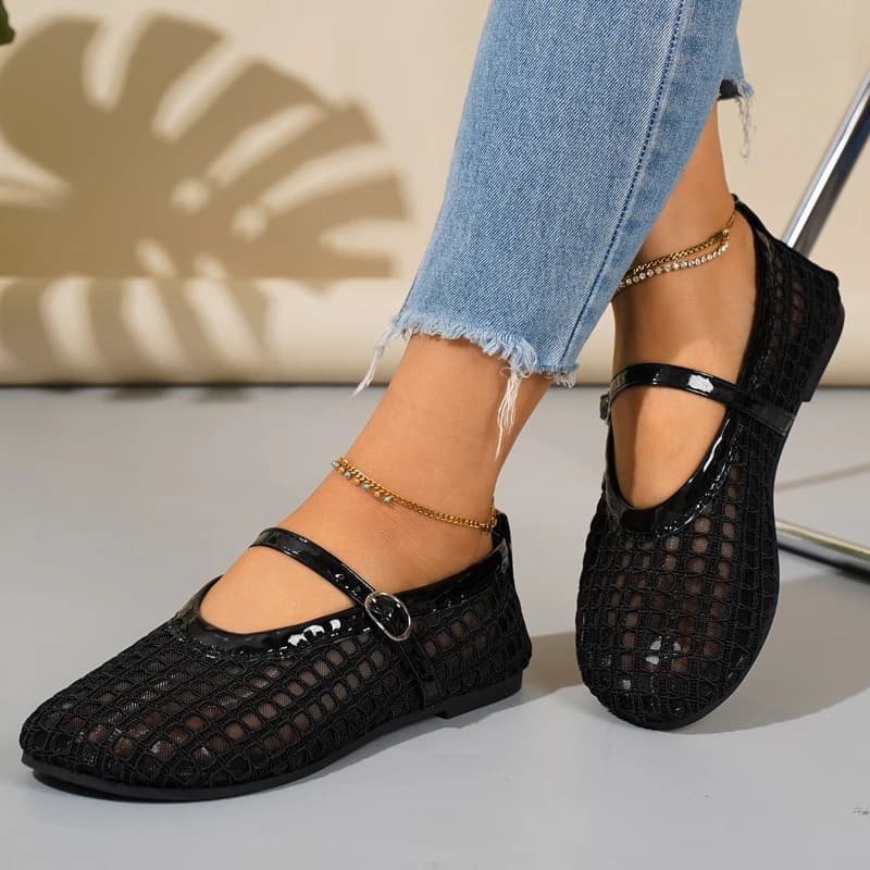 2025 Nuove scarpe da balletto in rete femminile estate nuovi sandali con scarpe a rete a scarpa singola traspirante in rete cava piatta