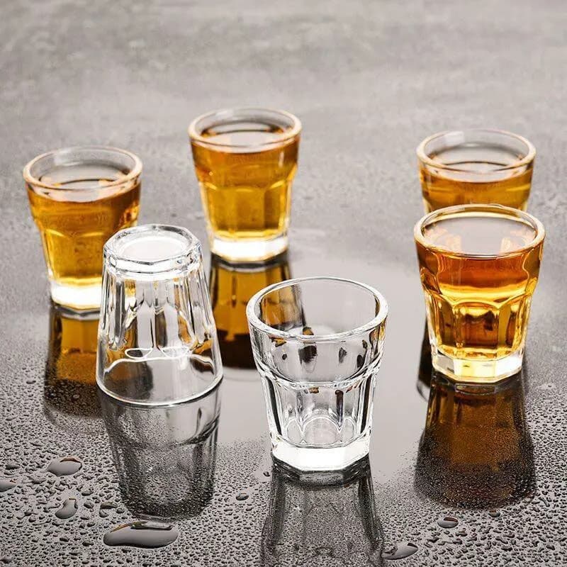Set di 2 Bicchieri da Whisky, Bicchierini Trasparenti Impilabili, Mini Tazze per Birra e Vino, Ideali per Bar e Drink