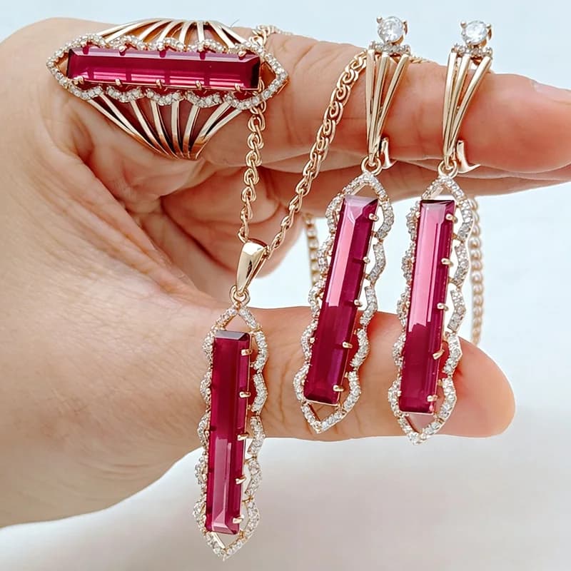 Kinel Set di Gioielli da Sposa in Oro Rosa 585 con Anello, Orecchini e Collana con Zirconi Rossi Naturali per Donne