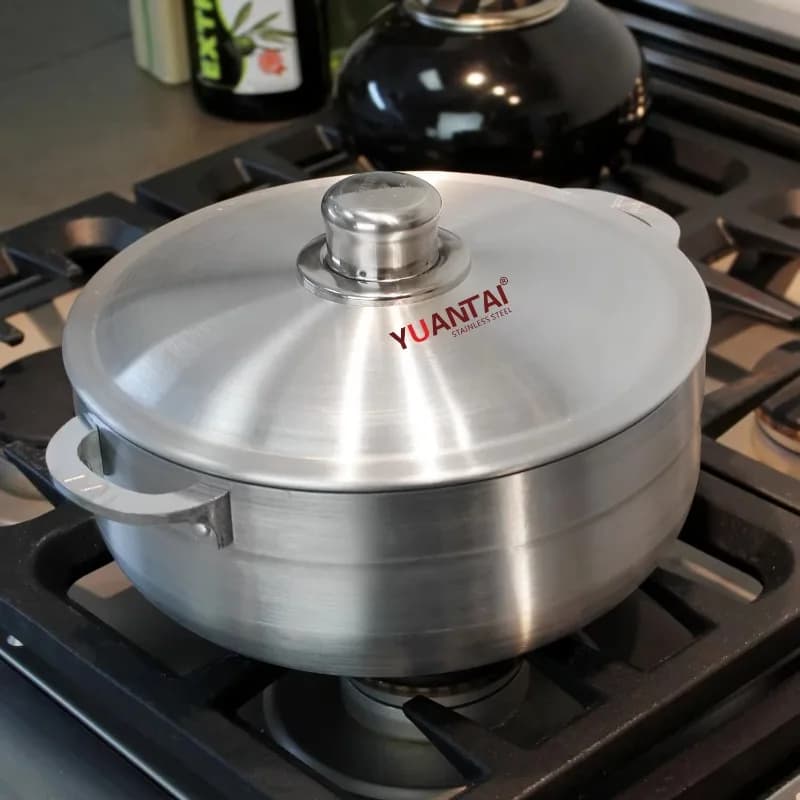 Classic Aluminum Pot Set 12PCS Low Price Die-casting Casserole Forged Large Aluminum Kitchen Frying Pan Soup Pot Set