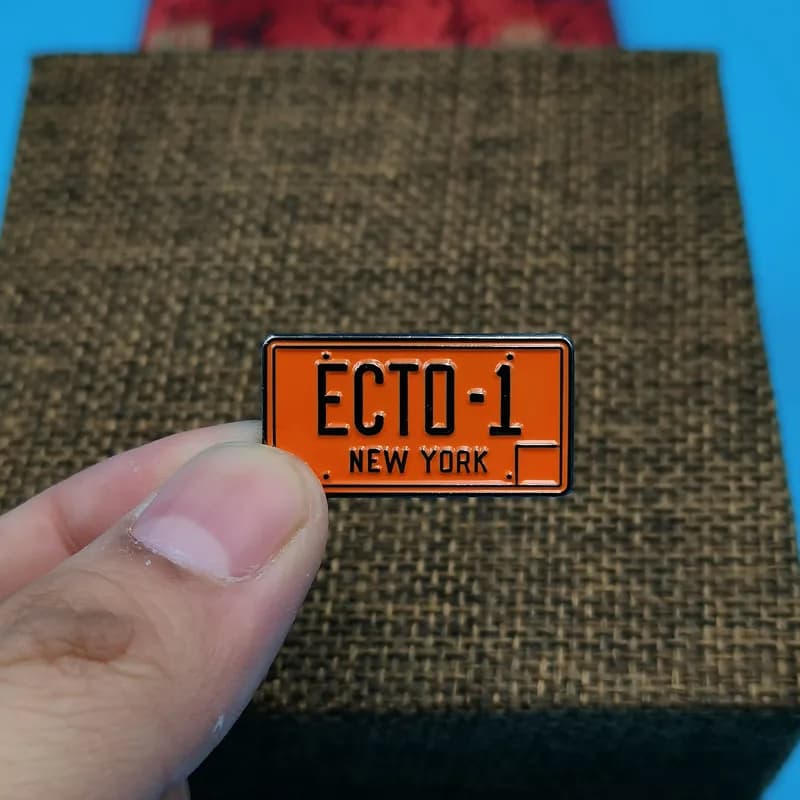 1 pz Ghostbusters Ecto-1 Targa smaltata spille e camicetta spilla da bavero Uomo donna gioielli moda regali borsa distintivo