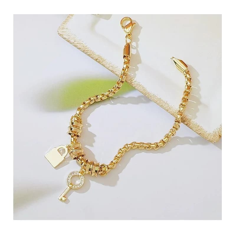 Popular New Lock Key Pendant Gold Chain Bracelet Fashion Light Luxury Women's Jewelry High Sense