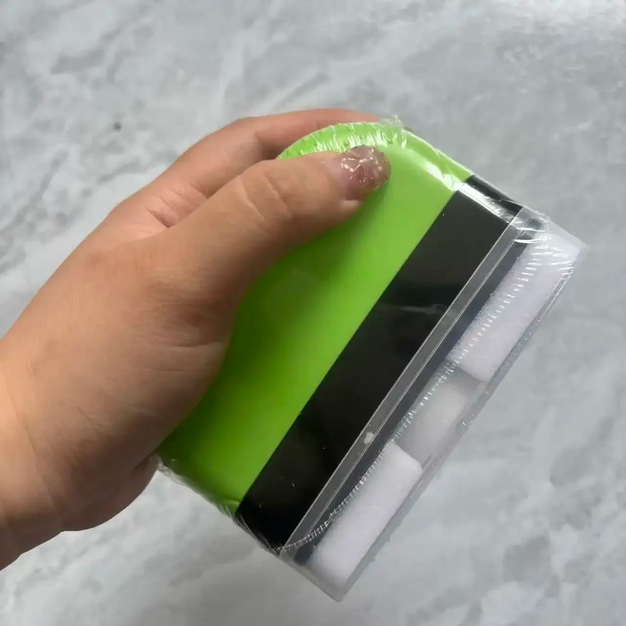 Oily film removal sponge from car glass, interior front windscreen cleaning brush, oily film cleaner on car cleaning glasses