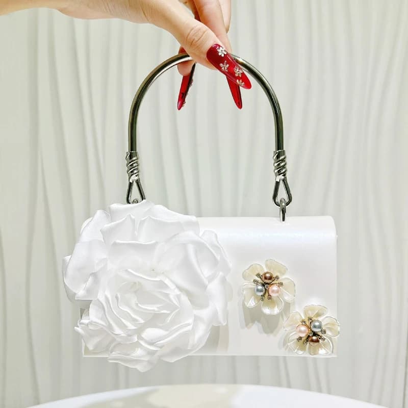 Borse da Sposa Bianche per Feste, Pochette da Sera di Lusso da Donna con Fiori 3D, Borsa a Tracolla Lucida con Applicazioni Rosa Oro