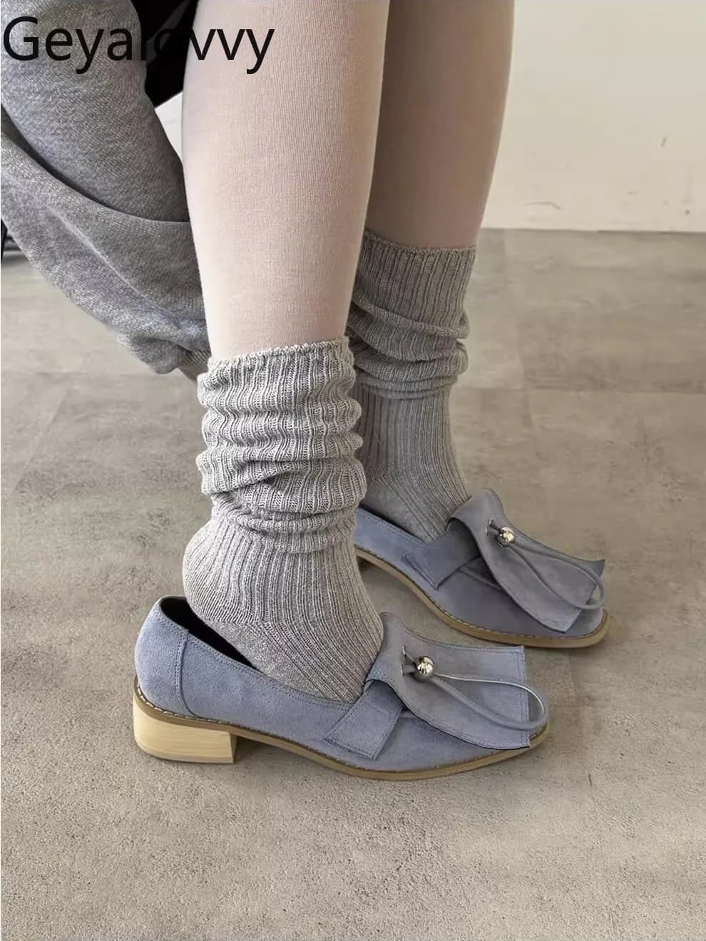 Mocassini in Camoscio con Nappine dal Design Unico in Stile Giapponese, Versatili per l'Uso Quotidiano, Eleganti e Dolci in Stile Britannico, Scarpe Casual da Donna