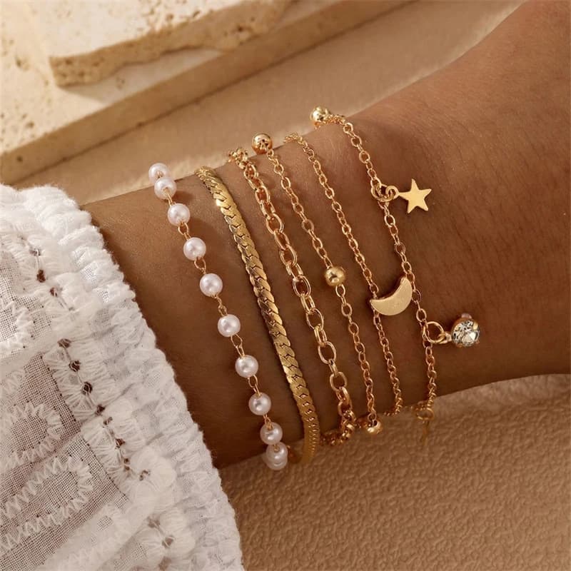6pcs/setDeconstructed Pearl & Rope Chain Bracelet – A Creative Twist on Classic Luxury, Designed for Artful Layering.