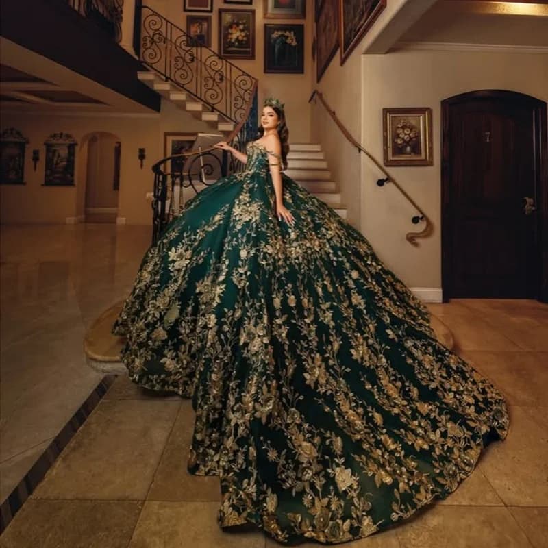 Abiti Quinceanera verde nerastro personalizzati con spalle scoperte applique in cristallo Coda lunga Vestido 15 Quinceanera