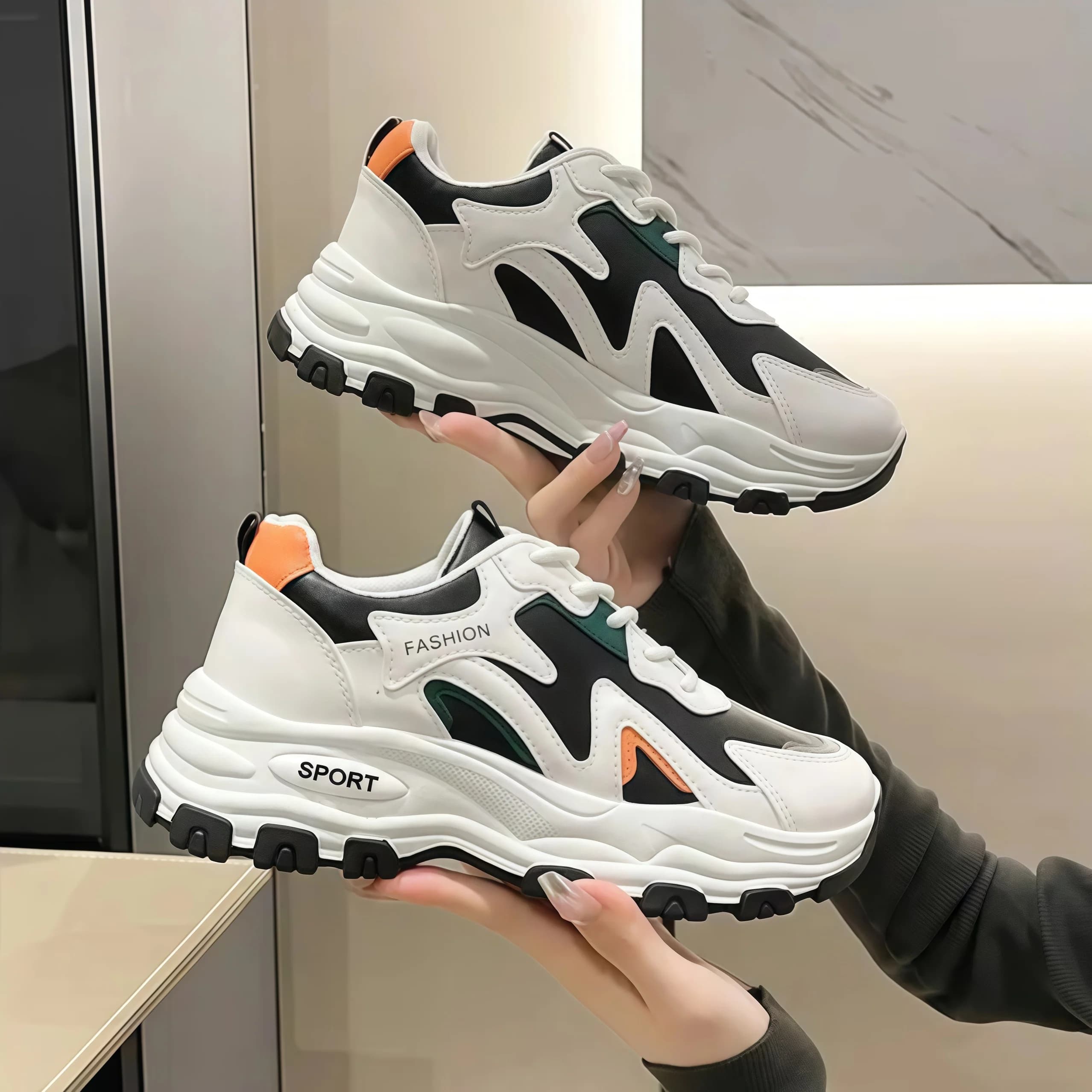 Women's New All-Season Lightweight, Simple, Soft-Soled, Comfortable, Stylish, and Unique Sports Shoes. Versatile Casual Women's Shoes for Daily Commuting and Running