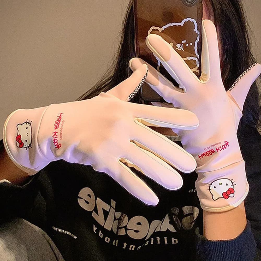New winter cycling glove Hello Kitty Sanrio hot outdoor gloves for girls Kawaii Hellokitty Kuromi winter warm gloves in soft plush gift