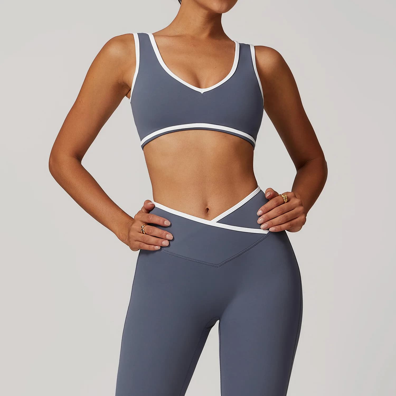 Sports bra with V-neck for Woman, Top Push-Up, Intimo Sportivo, Canotta da Yoga, Top Corto da Palestra, Fitness bra, Top Breathable with Back Discovered