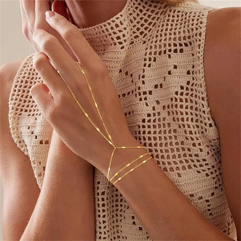 Braccialetti con anelli da dito collegati vintage multistrato per le donne Braccialetti con catena a maglie sottili fatti a mano Regali di gioielli per feste di amicizia