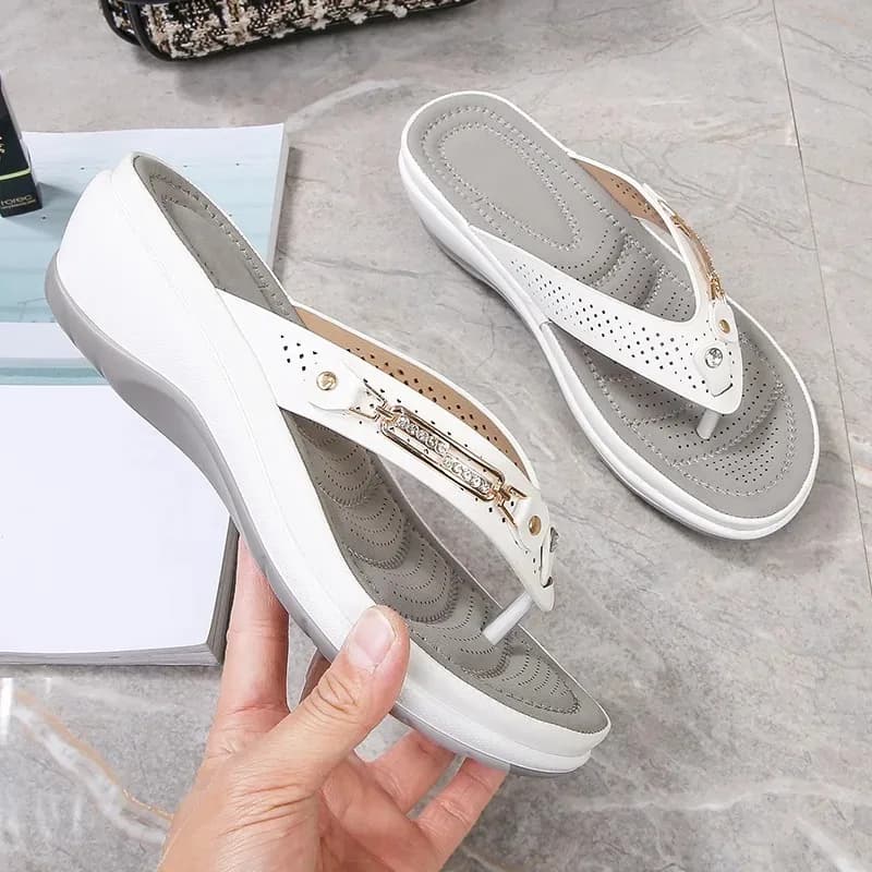 Ciabatte da Donna 2024, Nuova Moda, Sandali Antiscivolo, Scarpe da Spiaggia, Infradito per il Tempo Libero, Punta Aperta