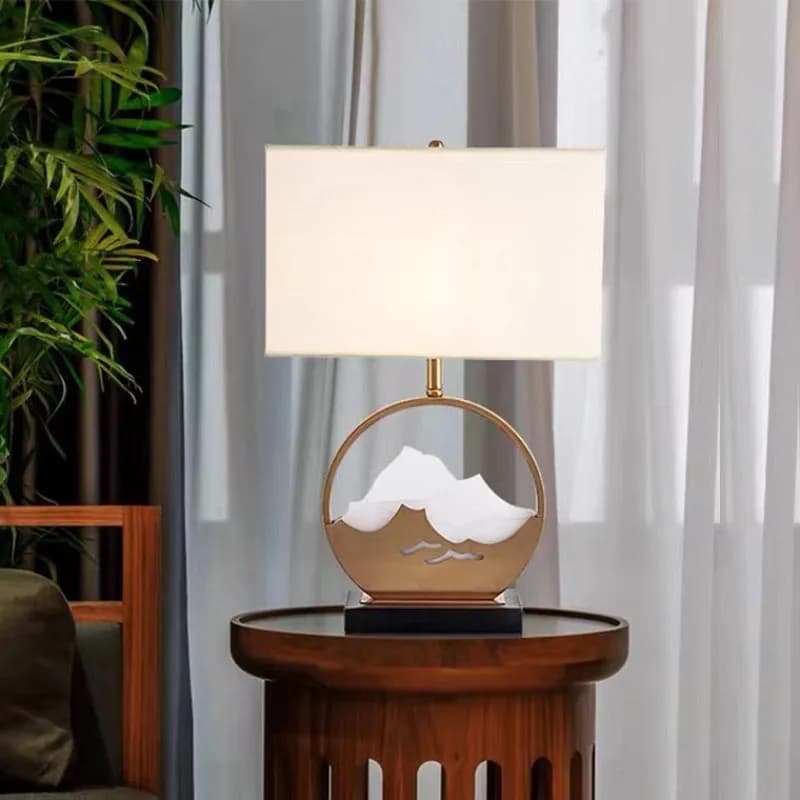 Pittura di paesaggio, tavolino da scrivania, lampada decorativa, camera da letto dell'hotel, soggiorno sul comodino nuova lampada da scrivania creativa cinese