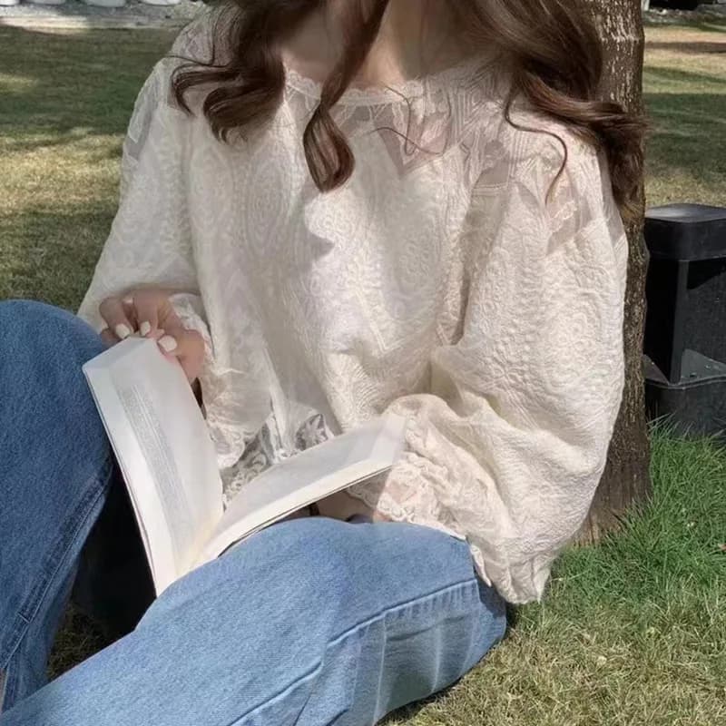 Camicetta elegante in pizzo da donna, top ricamato trasparente con collo rotondo e maniche a 3/4 con volant, abbigliamento casual per le vacanze quotidiane