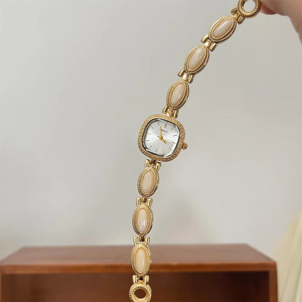 Nuovo Orologio da Donna con Gemme Colorate, Elegante Quadrante Quadrato, Orologio al Quarzo, Regalo di Lusso, Orologio da Polso per Donne