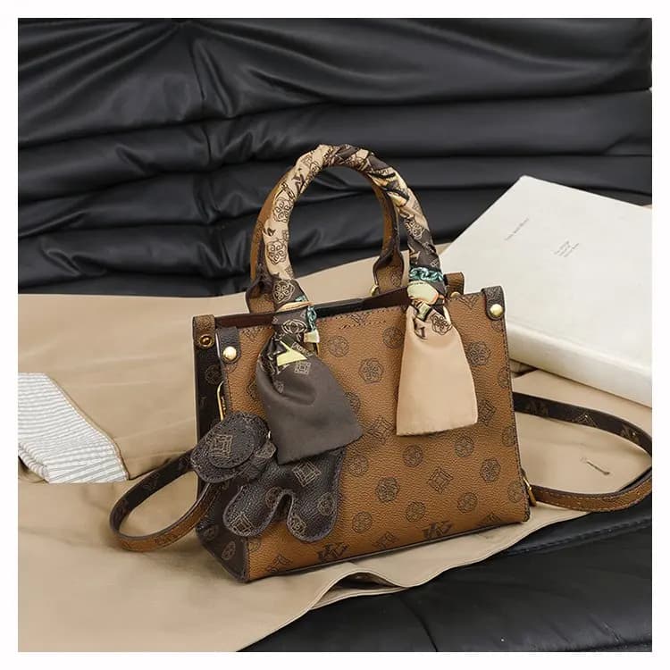 Borse fasciatoio chic e uniche per donna, borsa a tracolla semplice ma elegante, borsa tote in pelle di grande capacità, alla moda.
