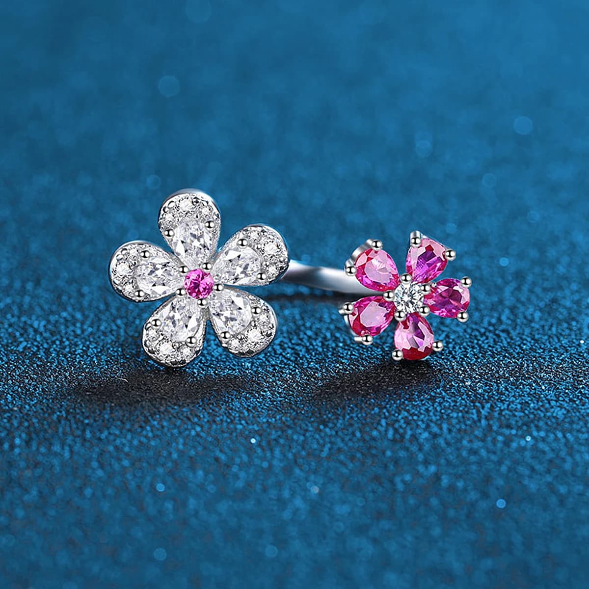 Anello con Fiore Rosa Sakura, Elegante e di Lusso Leggero, Versatile e Sofisticato, Design di Nicchia, Anello Dolce per l'Indice