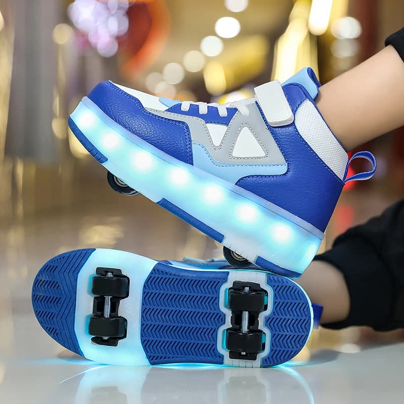 Scarpe da ginnastica luminose luminose a 4 ruote per bambini Scarpe da skate a rotelle con luce a led Scarpe per bambini a led Ragazzi Ragazze Regali di ricarica USB Cool New