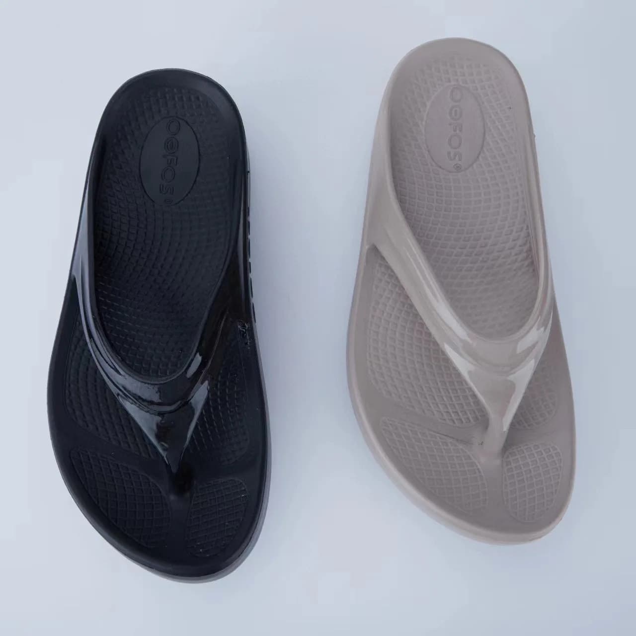 Sandali da donna con plateau e cinturino alla caviglia, impermeabili, antiscivolo, per esterni, con assorbimento degli urti, supporto plantare, comode ciabatte in EVA
