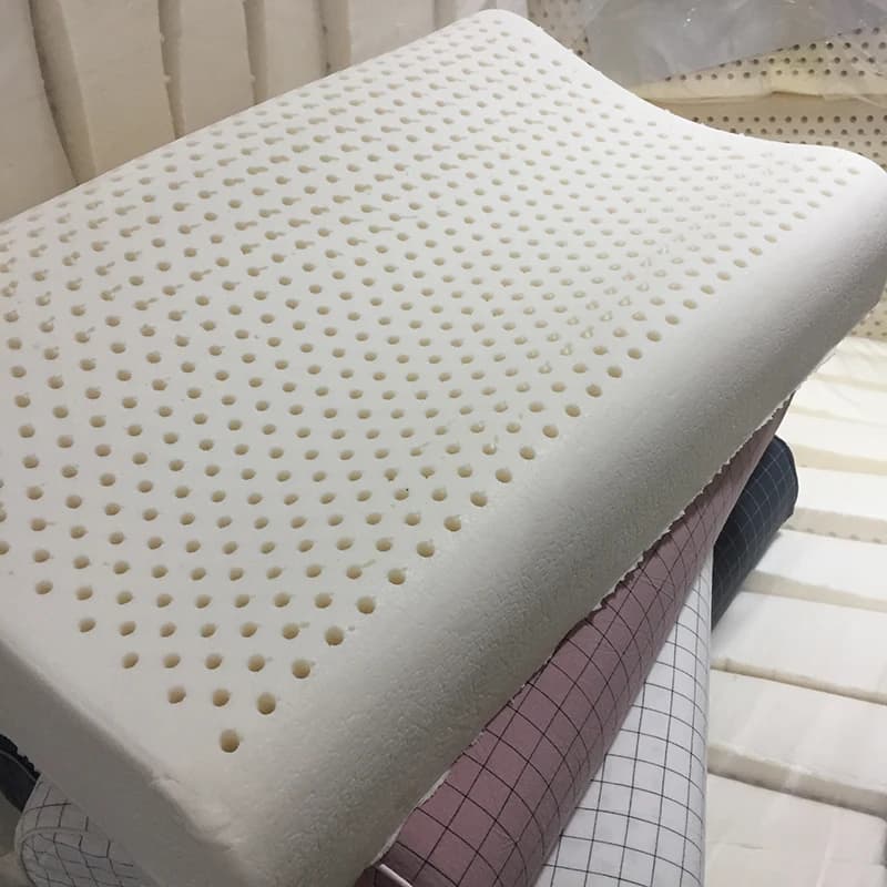 Cuscino in lattice naturale tailandese per alleviare il dolore al collo Cuscini ortopedici per il sonno Comodo cuscino per l'assistenza sanitaria cervicale traspirante