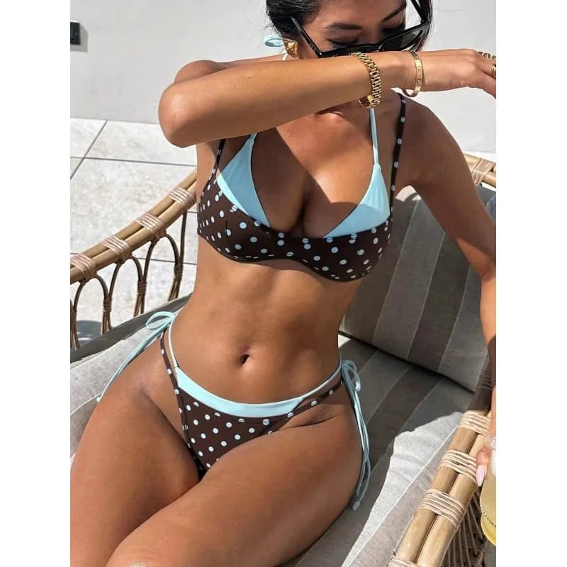 Beach spice girls leisure vacation sexy bikini suit polka-dot color matching design comfortable leisure summer fashion new.