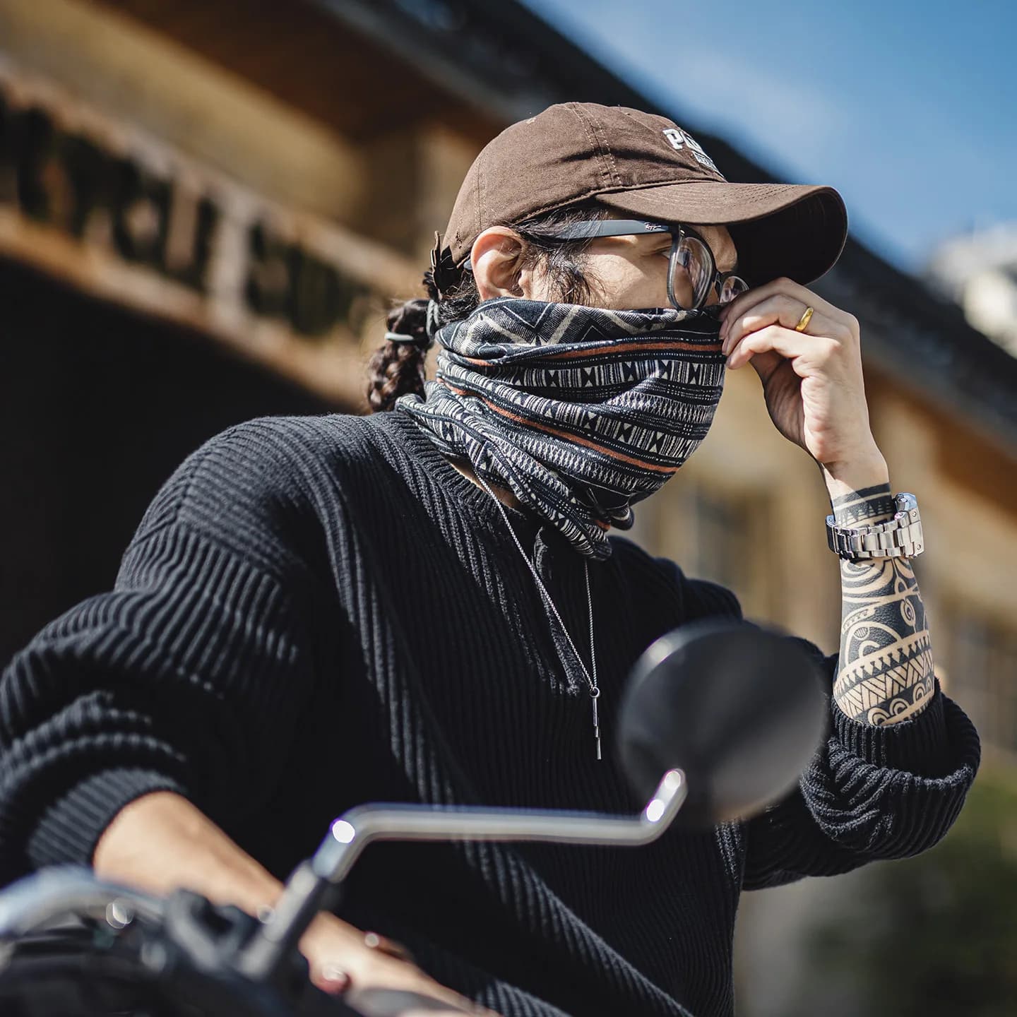 Cappello e Sciarpa Multifunzione Vintage da Uomo Maden con Stampa Navajo, Berretto Versatile per l'Autunno e l'Inverno, Cappello Caldo da Indossare